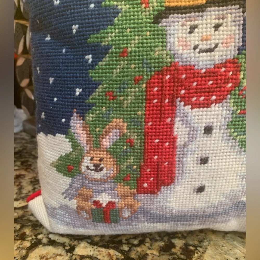 Vintage Needlepoint Christmas Decorative Throw Pillow